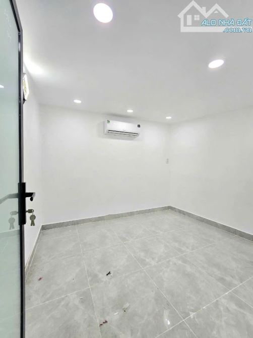 ❌❌❌ Nhà mới đẹp 100% diện tích siêu bự. Cách Huỳnh Tấn Phát chỉ có 50 m.. kế Q7 - 8