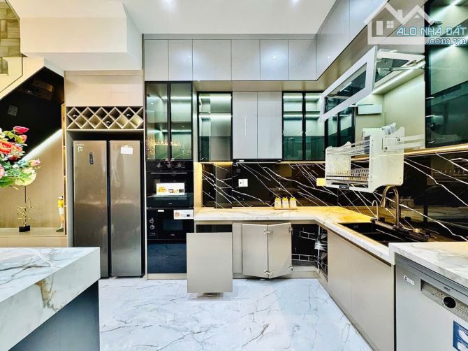 🏠Nhà Phố Cao Cấp Hẻm Xe Hơi💎 Nguyễn Văn Khối, P11💎4X18M 3 Lầu 4PN 5WC💵10,5 Tỷ - 8