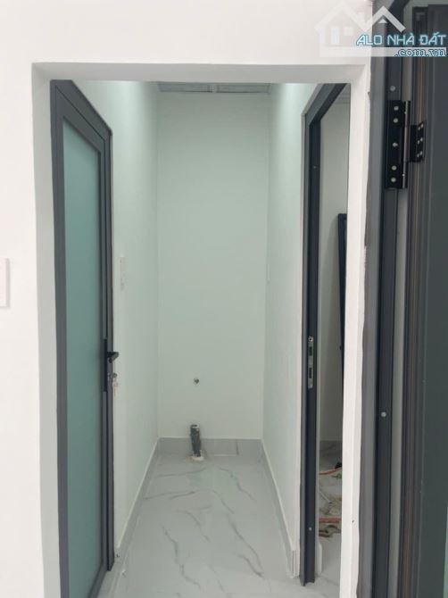 SIÊU PHẨM 3 TẦNG -2 TỶ 750  -TÂN THÀNH  -DTSD 60M2 - 8