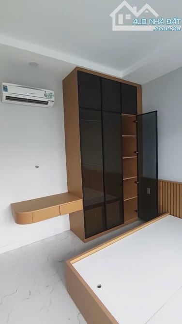 Bán nhà 4 lầu + ST Gò Vấp, 6m mặt tiền, hẻm ô tô, SHR, gần trường học - Giá tốt - 8
