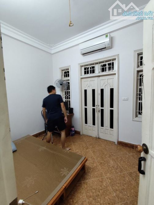 HOÀNG HOA THÁM – 35M² – 5 TẦNG – NGÕ Ô TÔ – KINH DOANH – BA ĐÌNH – 13.1 TỶ - 8