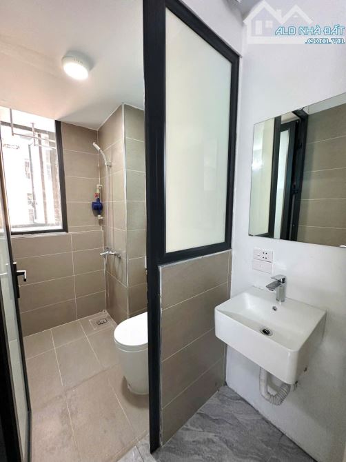 Cho Thuê CCMN 136 Chùa Láng Đống Đa 30m2 Studio Cửa Sổ Ban Công Giặt Riêng Thang Máy 14P - 8