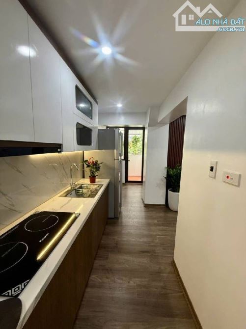 Bán tập thể tầng 2 phố Huỳnh Thúc Kháng-Pháo Đài Láng, căn 3 ngủ 90m2 sử dụng - 9