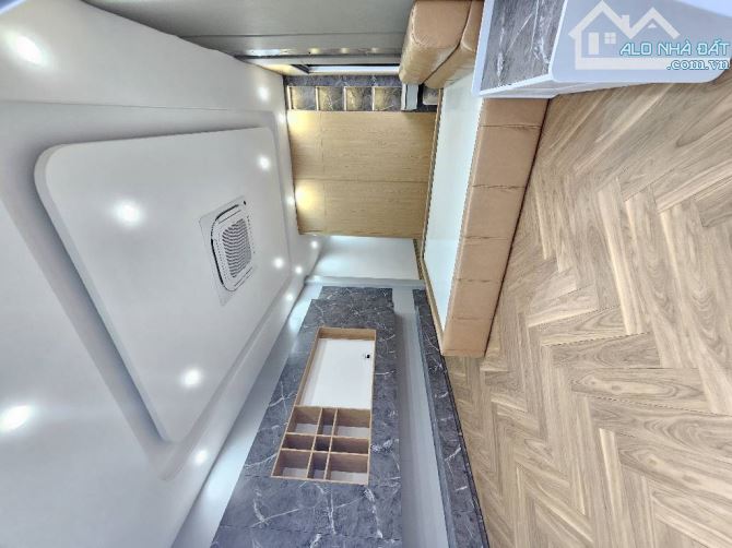 11.3 tỷ/53 m2/6 Tầng/ Cự Khối/ Gara Ô tô - 9