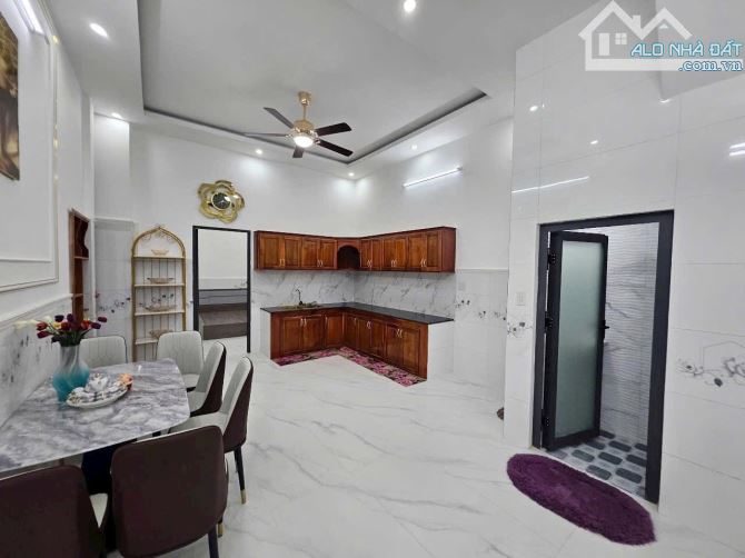 🌟🌟🌟NHÀ ĐẸP - DT RẤT RỘNG - HOÀN CÔNG - 5 P. NGỦ (Nằm gần Đại Lộ Hòa Bình) - 9