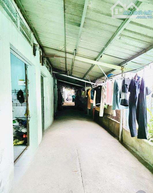 Bán Nhà  Tân Xuân Hóc Môn - 316M2 (9 x 34 ) - 2Tầng - HXH -  Chỉ 9Tỷ. - 9