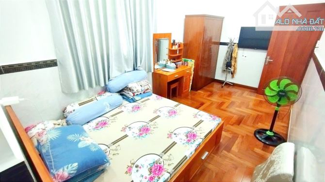 ☎ BIỆT THỰ MẶT TIỀN THỤT KHU PHÚ THUẬN__10x25M__QUẬN 7 - 9