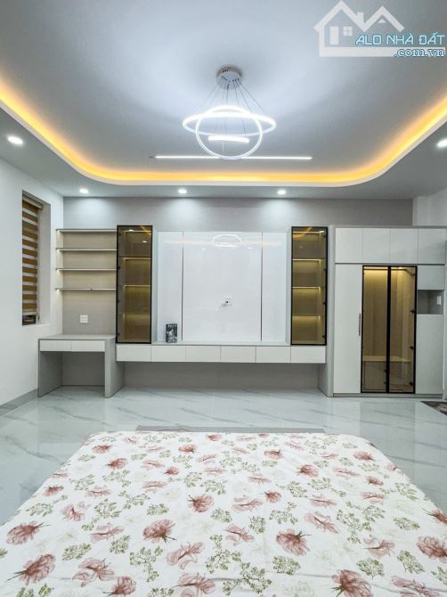 Nhà 2 lầu mới full nội thất đường D15 Hồng Loan giá 5 tỷ 800tr (Thương lượng) - 9