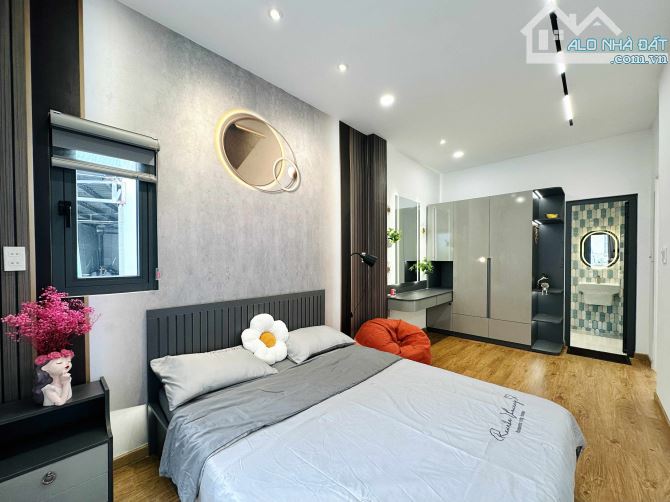 NHÀ ĐẸP 2 TẦNG KHU PHAN XÍCH LONG, P7, PHÚ NHUẬN - 48M2 - 3 PN, TẶNG NỘI THẤT - H3G - 9