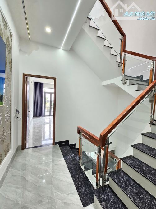 Bán nhà 1 trệt 2 lầu KDC Hiện Hữu, p.An Phú, Tp.Thuận An chỉ 4tyy600 TL M6958 - 9