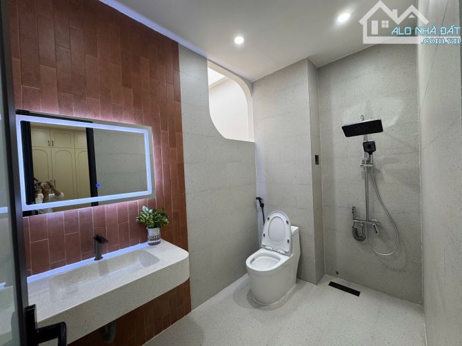 NHÀ ĐẸP MẶT TIỀN TRẦN CỪ 3 PHÒNG NGỦ #THIẾT KẾ HIỆN ĐẠI & ĐẦY ĐỦ NỘI THẤT - NGAY KHU ĐÔ TH - 9