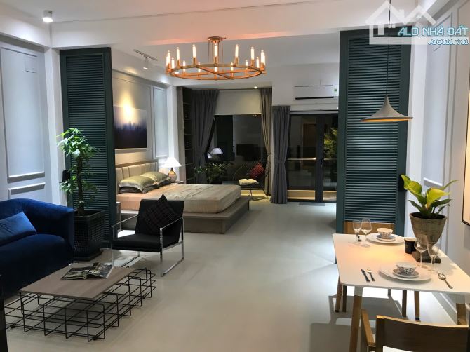 LUXURY STUDIO FULL INTERIOR BALCONY EXTREMELY BEAUTIFUL IN DIÍTRICT 4 - 9
