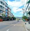 bán lô đất mặt tiền đường trần quốc hoàn DT 81m2 ngang 4,5m giá 3ty750