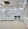 Bán nhà mặt tiền Huỳnh Tấn Phát gần chùa Bà Châu Đốc giá nhỉnh 15% so với thị trường.