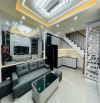 Bán nhà riêng Hoàng Mai 39m 5 tầng gần ô tô chỉ 7,6 tỷ