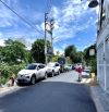 Bán nhà 32m2 gần ngay công viên Làng Hoa. 3 tầng, 2 phòng ngủ