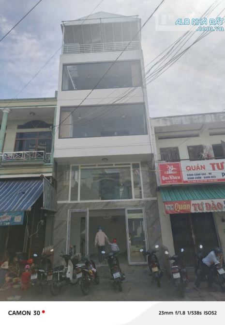 Bán nhà 5 tầng mặt tiền đg ngọc hân công chúa cách biễn 50m giá 5ty600