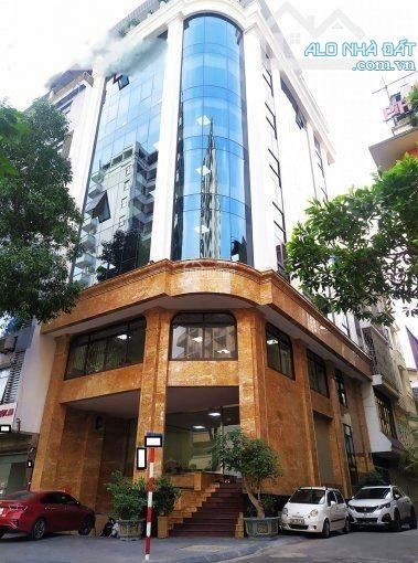 (LÔ GÓC 2 MẶT TỀN) TÒA 9T PHỐ HOÀNG QUỐC VIỆT 96M2 MT: 7.2M - VỊ TRÍ NGÃ BA - HĐ 210TR/T.