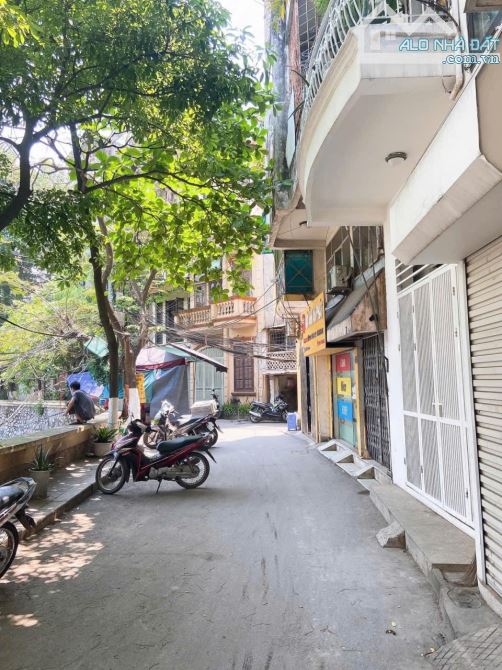 156M2 ĐẤT SỔ - THỰC TẾ 161M2 - TÂY SƠN - ĐỐNG ĐA - MT 8M - VIEW HỒ - NGÕ Ô TÔ - CHỈ 34 TỶ - 2