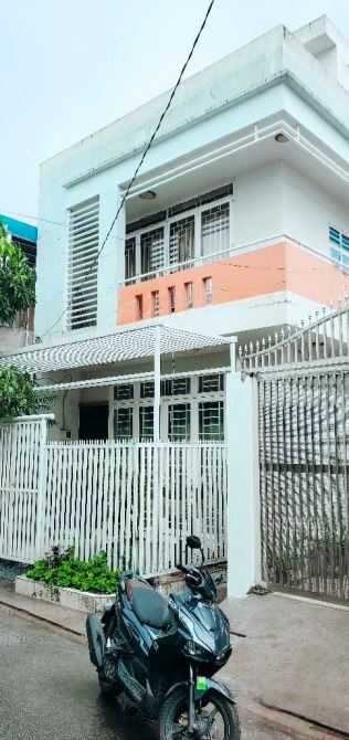 BÁN NHÀ HXH THÔNG TIỆN KINH DOANH SÁT MẶT TIỀN TL10 3 TẦNG 280M2 NGANG 6.3 GIÁ 20.X TỶ