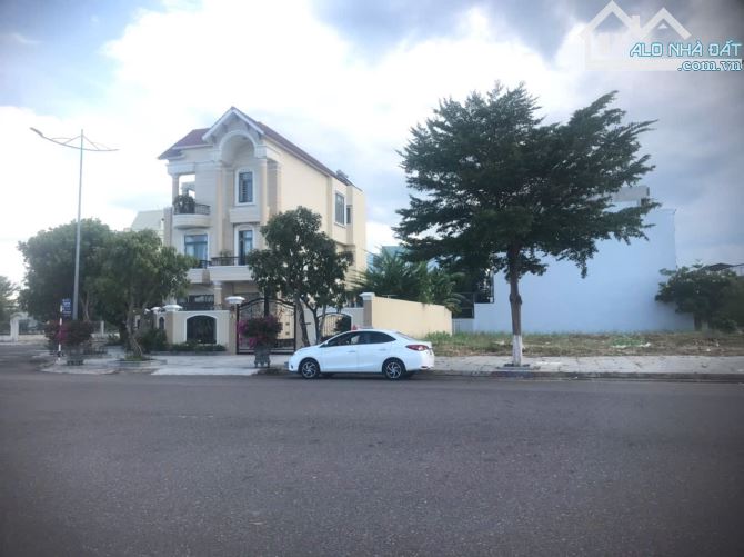 Bán Đất ngay đầu đường Yongsan Khu B3 An Phú Thịnh Quy Nhơn