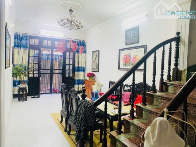 Bán nhà Phân lô Tây Sơn Đống Đa, Ngõ thông, kinh doanh, ô tô, 50m, 4T, MT4m, giá chỉ 15 tỷ