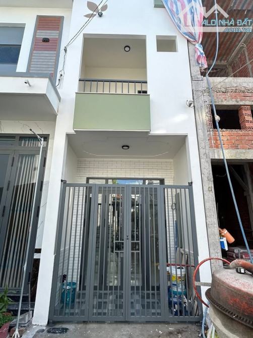 🌟🌟🌟Nhà trệt lầu 2 phòng ngủ Hẻm 105 Trần Quang Diệu, An Thới, BT
