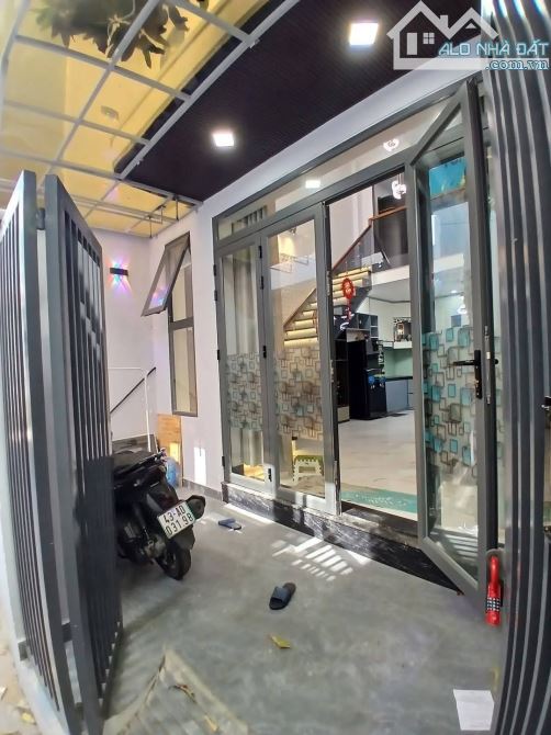 Bán nhà kiệt đường Lê Đình Lý, Hòa Thuận Đông, Hải Châu. DT 60m2 ngang 5m. Giá 3.68 tỷ
