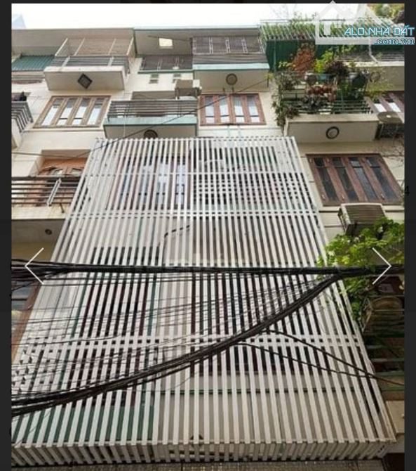 Cho thuê nhà ngõ ô tô Thái Hà 5 tầng x 50m2, 9 PN, 4 vệ sinh, 24 Triệu/th