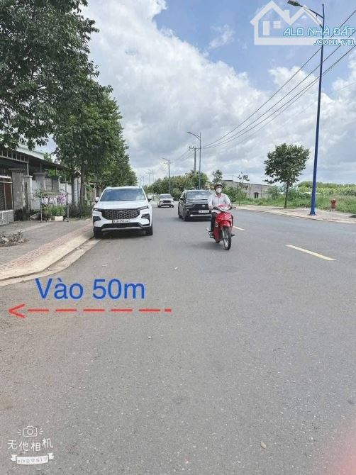 Lô đất 2 mặt tiền thị trấn đất đỉ , long đất ,BRVT giá chỉ 1ty1