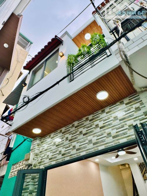 🟢 HOÀNG HOA THÁM-PHÚ NHUẬN-P/5-HXH🚘-DTSD:30M2 +2 TẦNG- CHỈ:3TY+SỔ RIÊNG HOÀN CÔNG ĐẦY ĐỦ