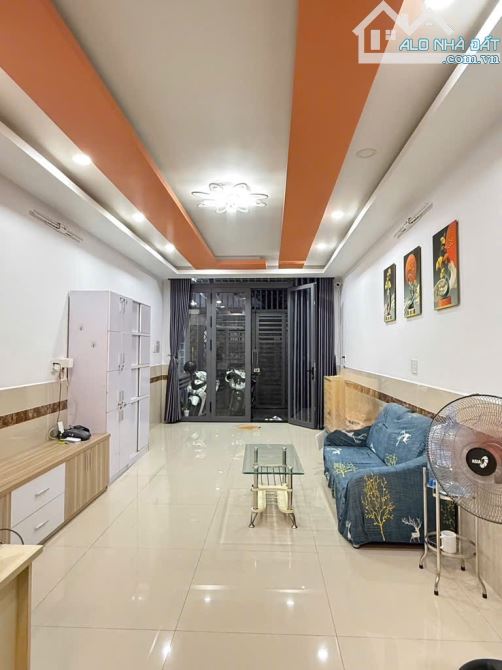 Bán gấp nhà hẻm ô tô ngã tư Phú Nhuận, sát phố ẩm thực Phan Xích Long 5 tầng BTCT nhỉnh 9