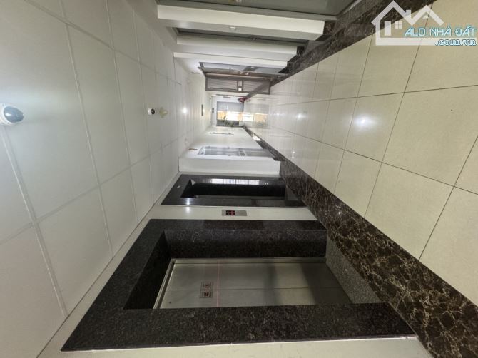 CĂN HỘ cao cấp ĐẠI TỪ - ĐẠI KIM- LÔ GÓC 3 THOÁNG, 3 NGỦ  2 VS