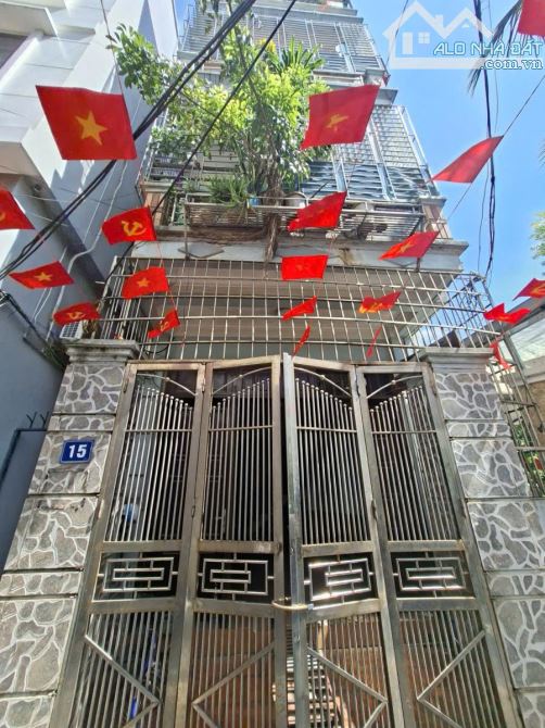 PHỐ GIẢI PHÓNG. 70M² - 5 TẦNG. GIÁ 14,5 TỶ. GARA Ô TÔ. KHU VUI CHƠI, SÂN ĐỂ Ô TÔ SIÊU RỘNG