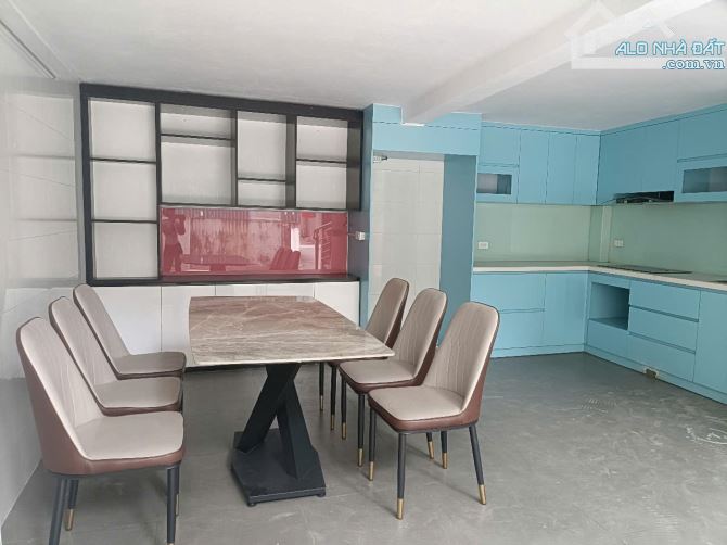 CHÍNH CHỦ BÁN NHÀ PHÚC LỢI, DÂN XÂY_6T LONG LANH_ÔTÔ NGỦ TRONG NHÀ_SÁCH VALI VỀ Ở LUÔN