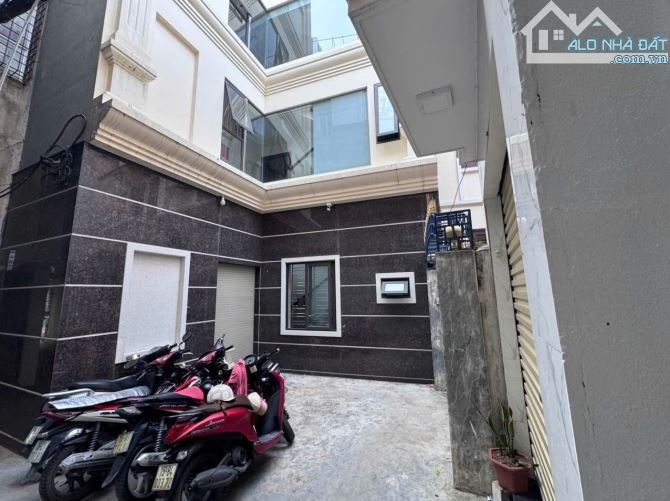 Bán nhà Trần Nguyên Hãn, p.Trần Nguyên Hãn, Lê Chân . 2,68 tỷ , 3 tầng , 30m.