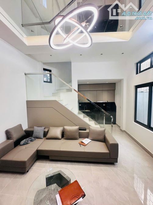Nhà Đẹp Mới Ngõ Nông Đội Cấn, DT 36m2 4 tầng MT 6m, giá 8.9 tỷ
