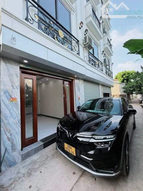 Bán nhà 35m2-5 tầng- ngõ thông ô tô, ô tô đỗ ngày đêm cách 10m, Trung tâm full tiện ích