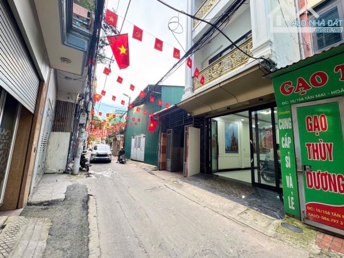 Bán nhà cấp 4 phố Minh Khai 80 m2, mặt tiền 5m, ngõ 3m, lô góc, không qui hoạch, giá 11 tỷ