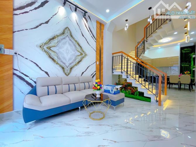 🌼 Nhà bán tại hẻm ô tô Lê Quang Định - Quận Bình Thạnh / Giá 2 Tỷ 580 (Sổ Hồng Riêng)