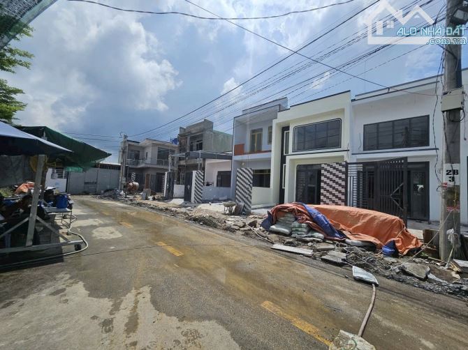 Bán nhà 1 trệt 1 gác lửng giá tốt để ở  phường  Trảng Dài mới , vị trí quá đẹp để an cư