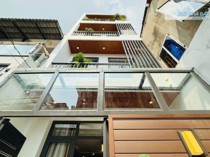 Cách mặt tiền vài bước – BÁN NHÀ ĐẸP NGUYỄN DUY DƯƠNG – Q. 10- 31,5m² – 4 TẦNG – GIÁ 6,9Tỷ