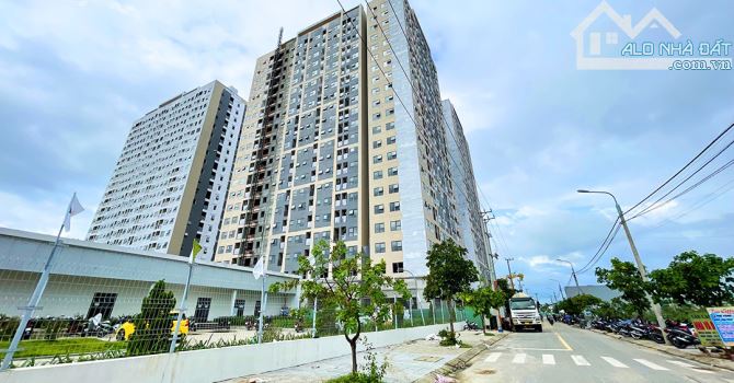 NGÂN HÀNG THANH LÝ LÔ ĐẤT 120M2 ĐỐI DIỆN VỚI CHUNG CƯ BÀU TRÀM GIÁ CHỈ 3,65 TỶ TL