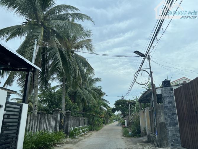 🎉🎉BÁN LÔ ĐẤT XÂY VILLA_BIỆT THỰ VIEW SÔNG NƯỚC HÀNG DỪA XANH
