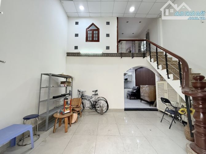 NHÀ PHỐ HẺM XE HƠI GÒ VẤP - KHÔNG LỖI PHONG THỦY - 59M2 ( 5.5x10.5M) - GIÁ 5.7 TỶ