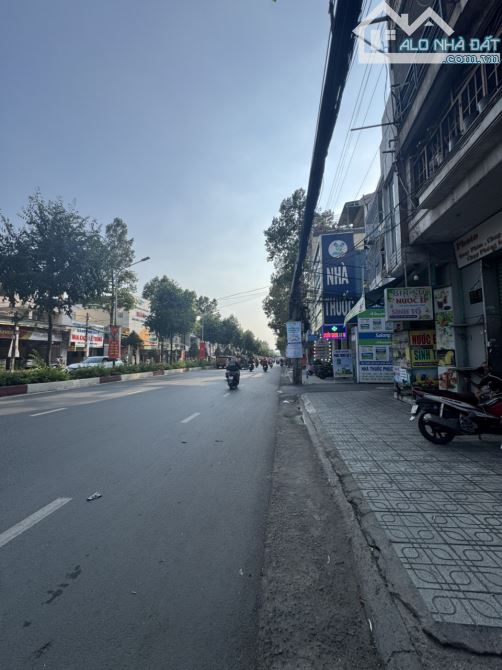 Bán nhà lầu 433m2 mặt tiền kinh doanh Nguyễn Ái Quốc TP Biên Hòa có 16 tỷ
