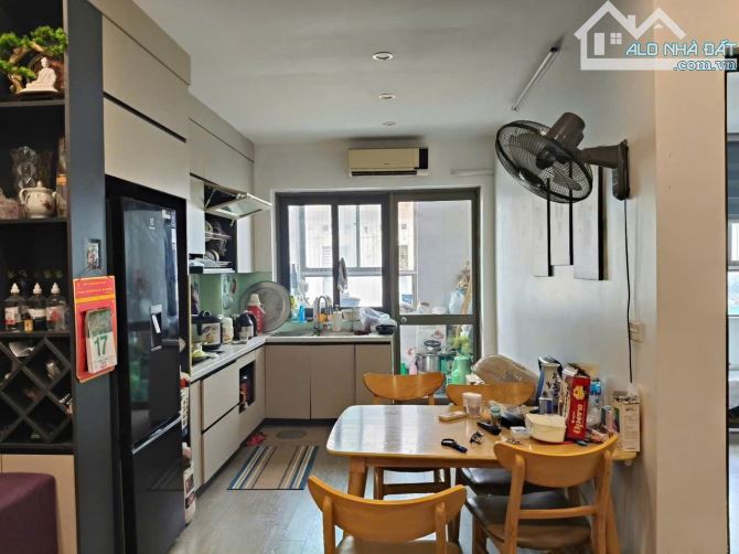 -	CĂN HỘ ĐẸP LONG LANH CẦN BÁN CT1B2 XALA DT 75M , 2NG , 1 VS GIÁ 4.090TY FULL NỘI THẤT
