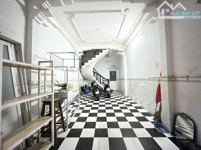Bán Nhà Mặt Tiền Ngay Âu Cơ, Tân Phú, 50M2, 4 Tầng, Thu Nhập 30Tr/Th