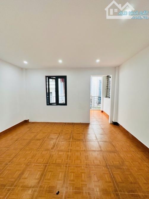 NHÀ ĐẸP LÔ GÓC – DÂN XÂY – 52M² – 4 TẦNG – TRUNG TÂM XUÂN ĐỈNH