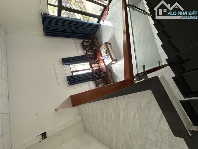 CẦN BÁN GẤP NHÀ GÁC LỬNG ĐƯỜNG NAM CAO NỐI DÀI GIÁ 2,55 TỶ